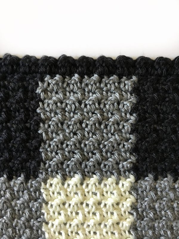 Crochet Griddle Stitch Black Gingham Blanket | Daisy Farm Crafts