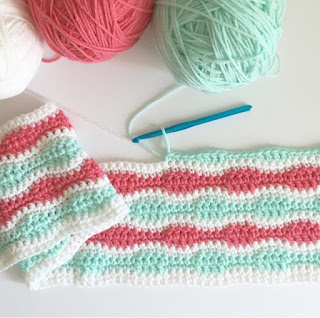 Trendy Crochet Baby Blanket Pattern