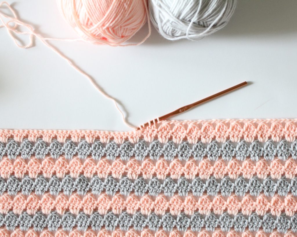 Crochet Modern Granny Blanket in Peach and Grey | Daisy Farm Crafts