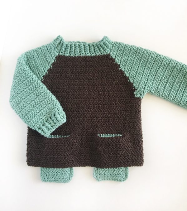 crochet two pocket baby sweater