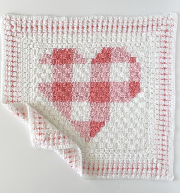 gingham heart crochet blanket