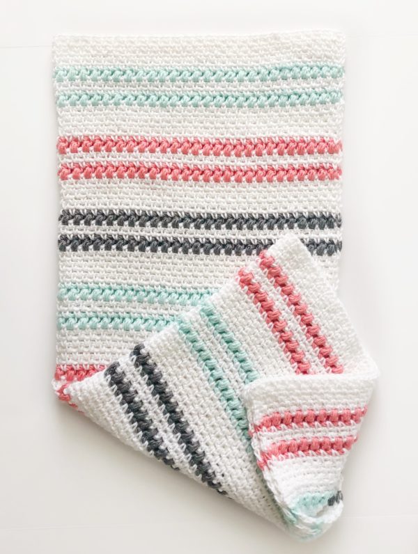 Crochet Moss and Puff Stitch Baby Blanket - Daisy Farm Crafts