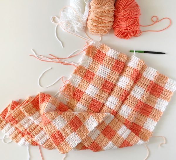 Crochet Cluster Stitch Gingham Blanket - Daisy Farm Crafts free pattern