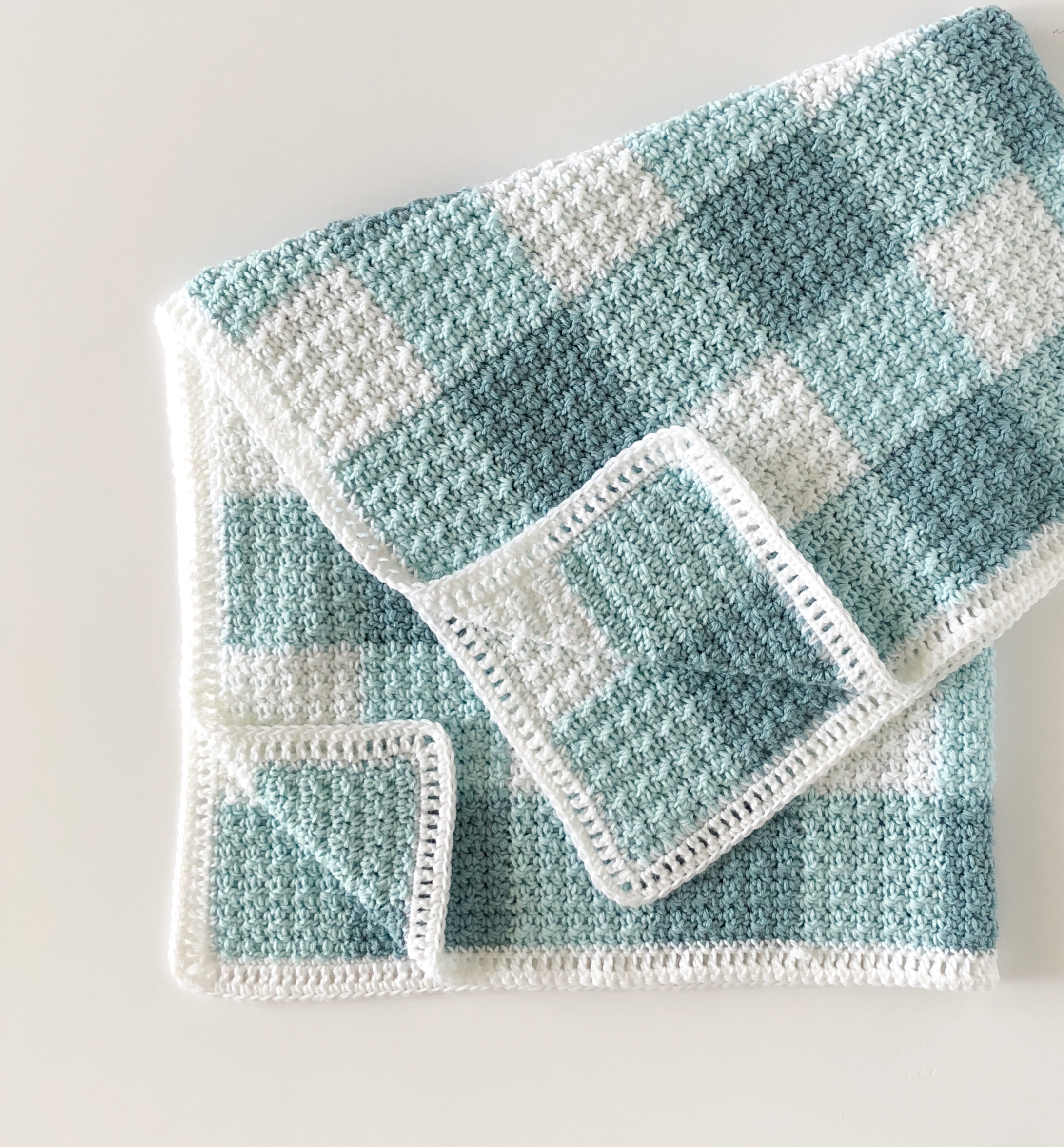 Download Crochet Teal Gingham Blanket | Daisy Farm Crafts