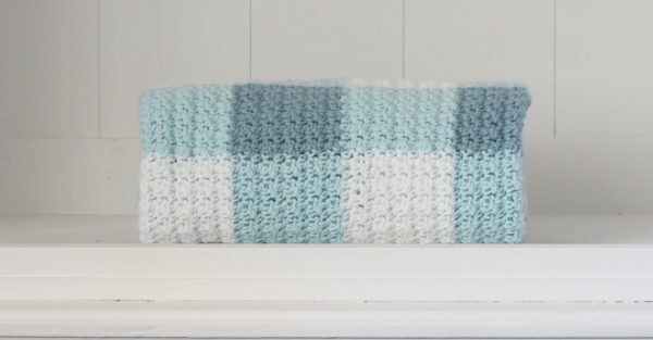 Free Pattern for Teal Gingham Baby Blanket folded