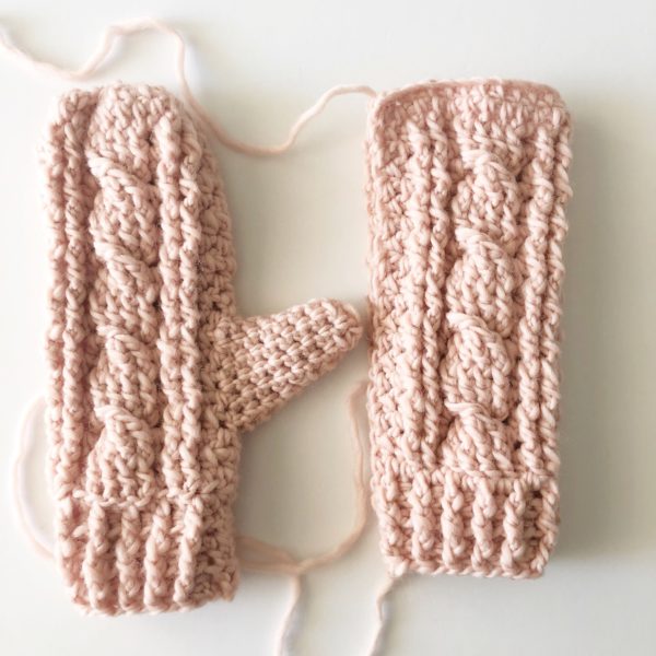 Crochet Cable Twist Mittens