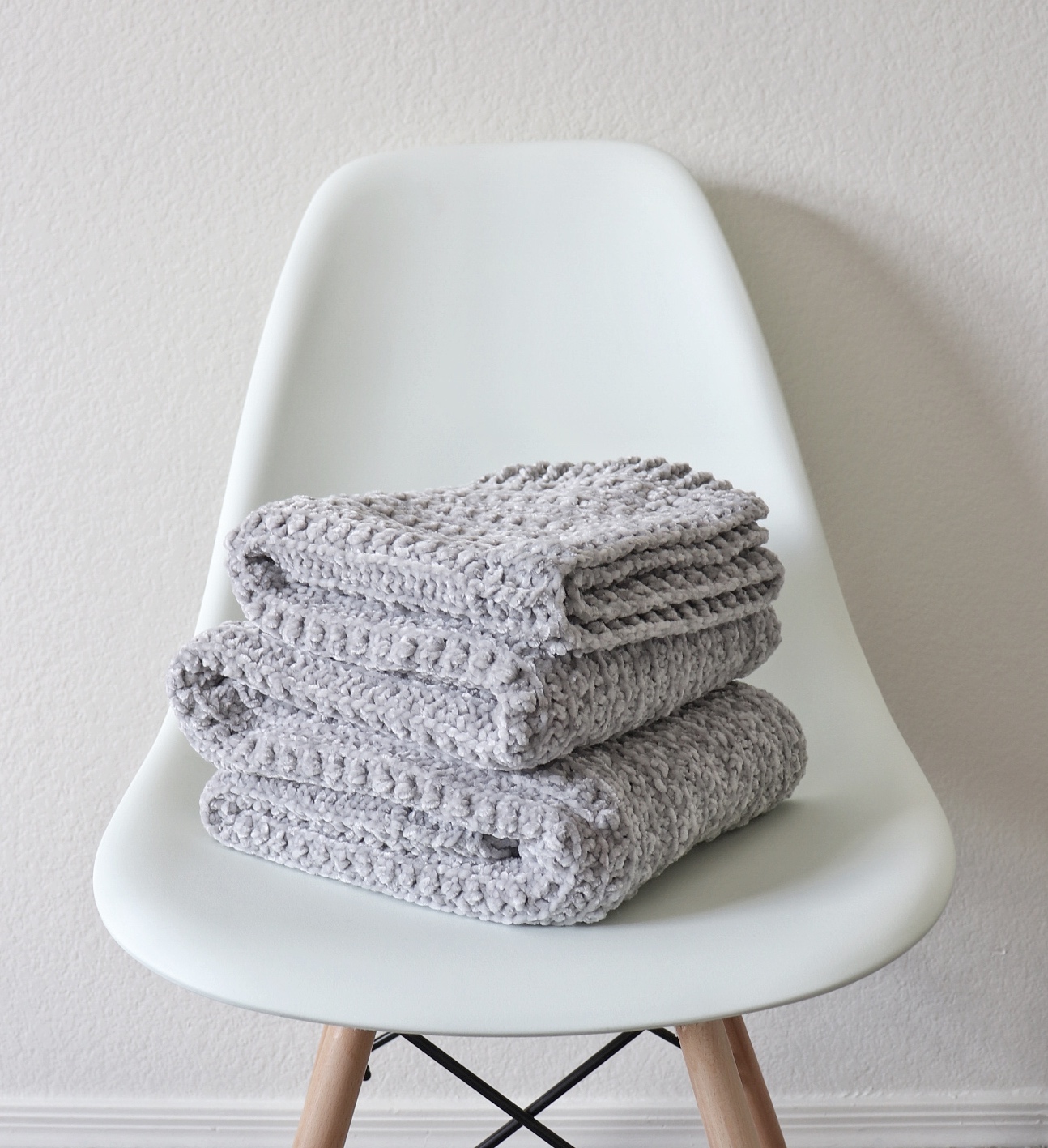 Crochet Velvet Berries Throw Daisy Farm Crafts