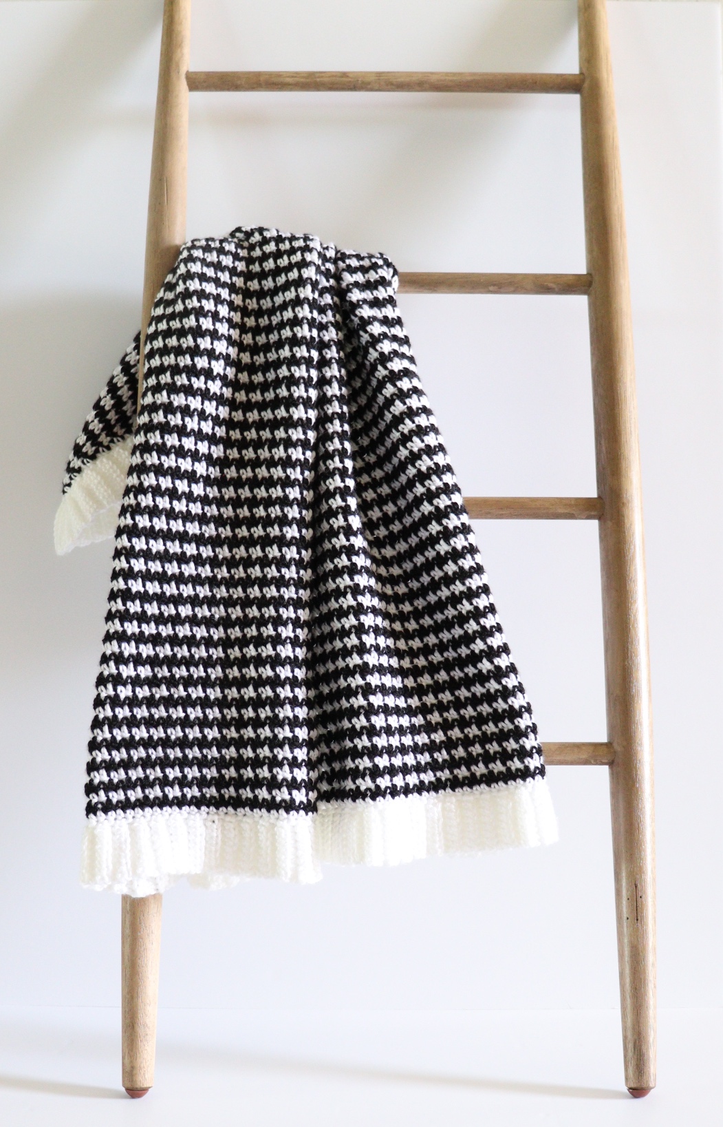 BettyAnn's Sweater Blanket Daisy Farm Crafts