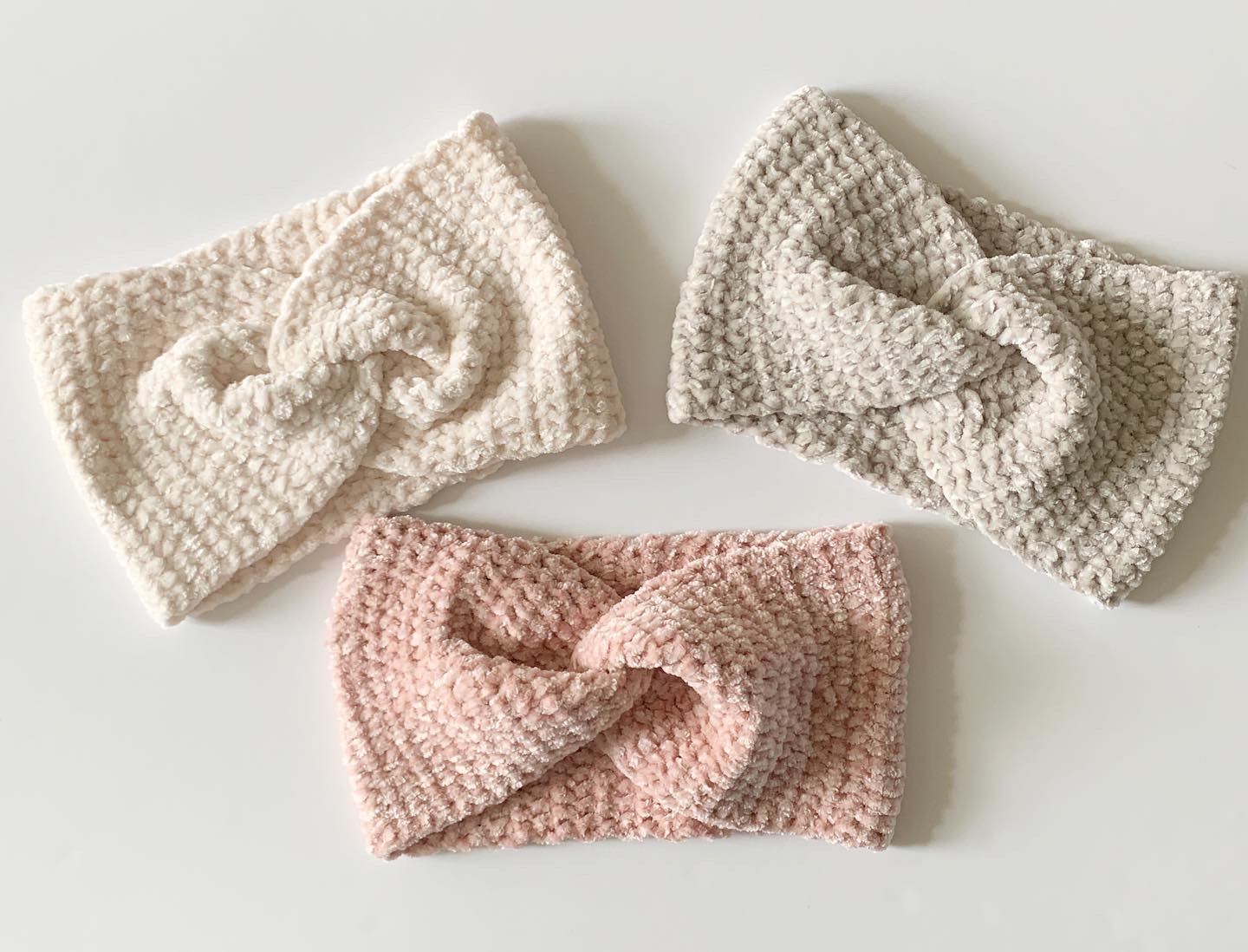 Twist Baby Headband crochet velvet yarn 3-6 months