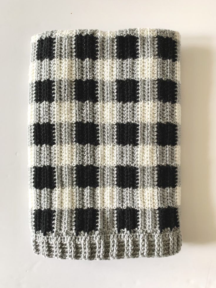 Half Double Crochet Gingham Blanket