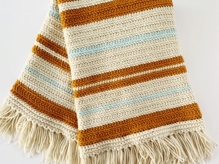 Crochet Vintage Fringe Stripes Blanket