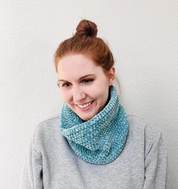 Crochet Velvet Twist Neck Warmer - Daisy Farm Crafts