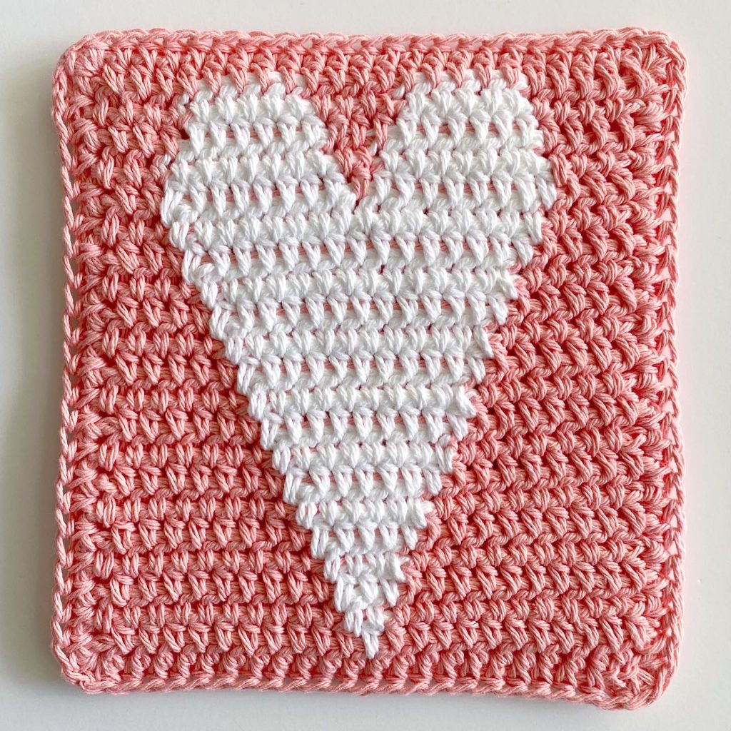skinny heart crochet hot pad