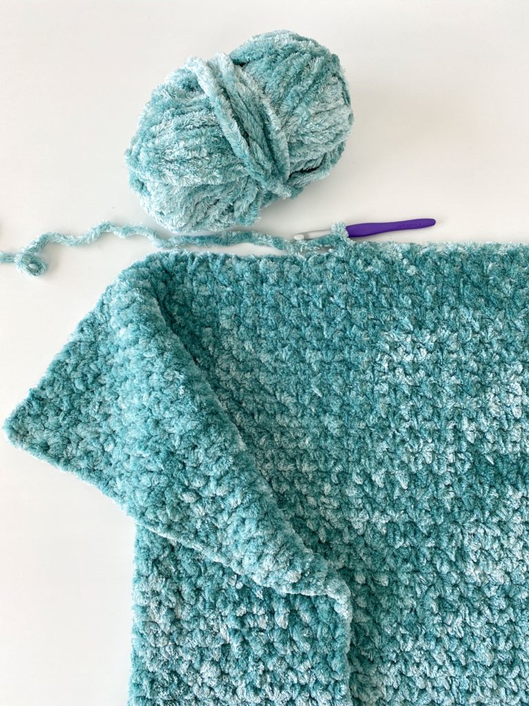 chunky velvet crochet throw