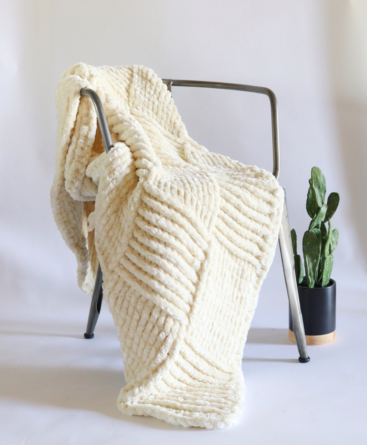 Crochet Giant Basketweave Throw In Velvet Plus Daisy Farm Crafts