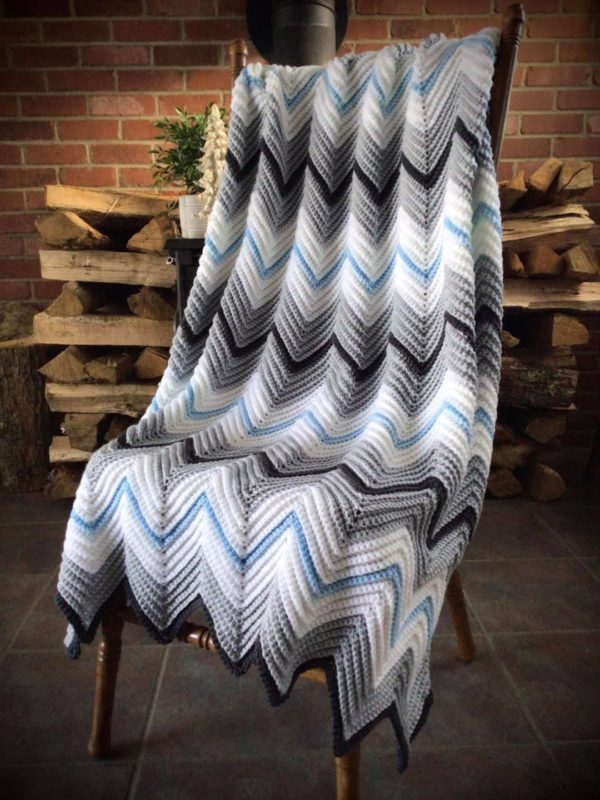 white blue gray crochet chevron blanket