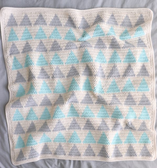 triangles crochet blanket
