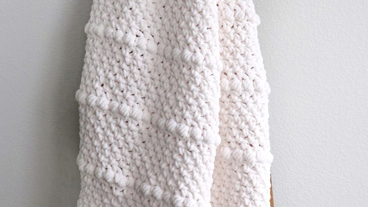 4 Fun Stitches for Chunky Crochet Cowls - Daisy Farm Crafts