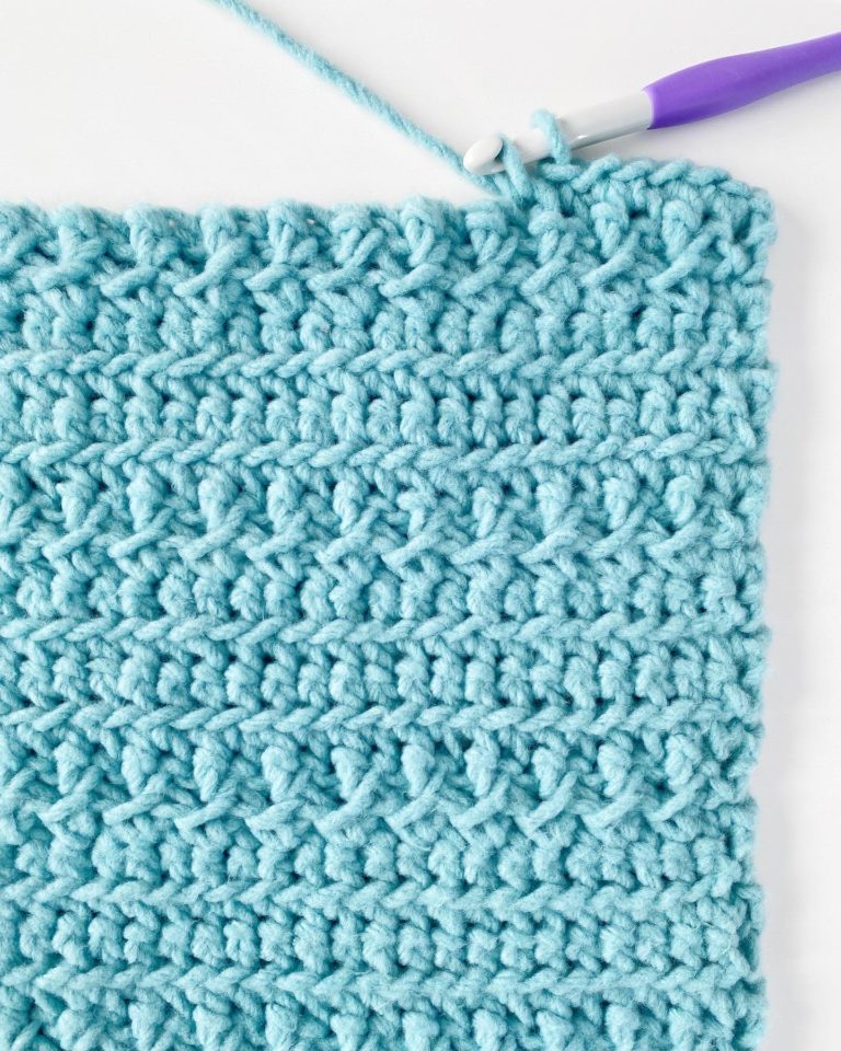 Crochet Forever Fleece Throw - Daisy Farm Crafts