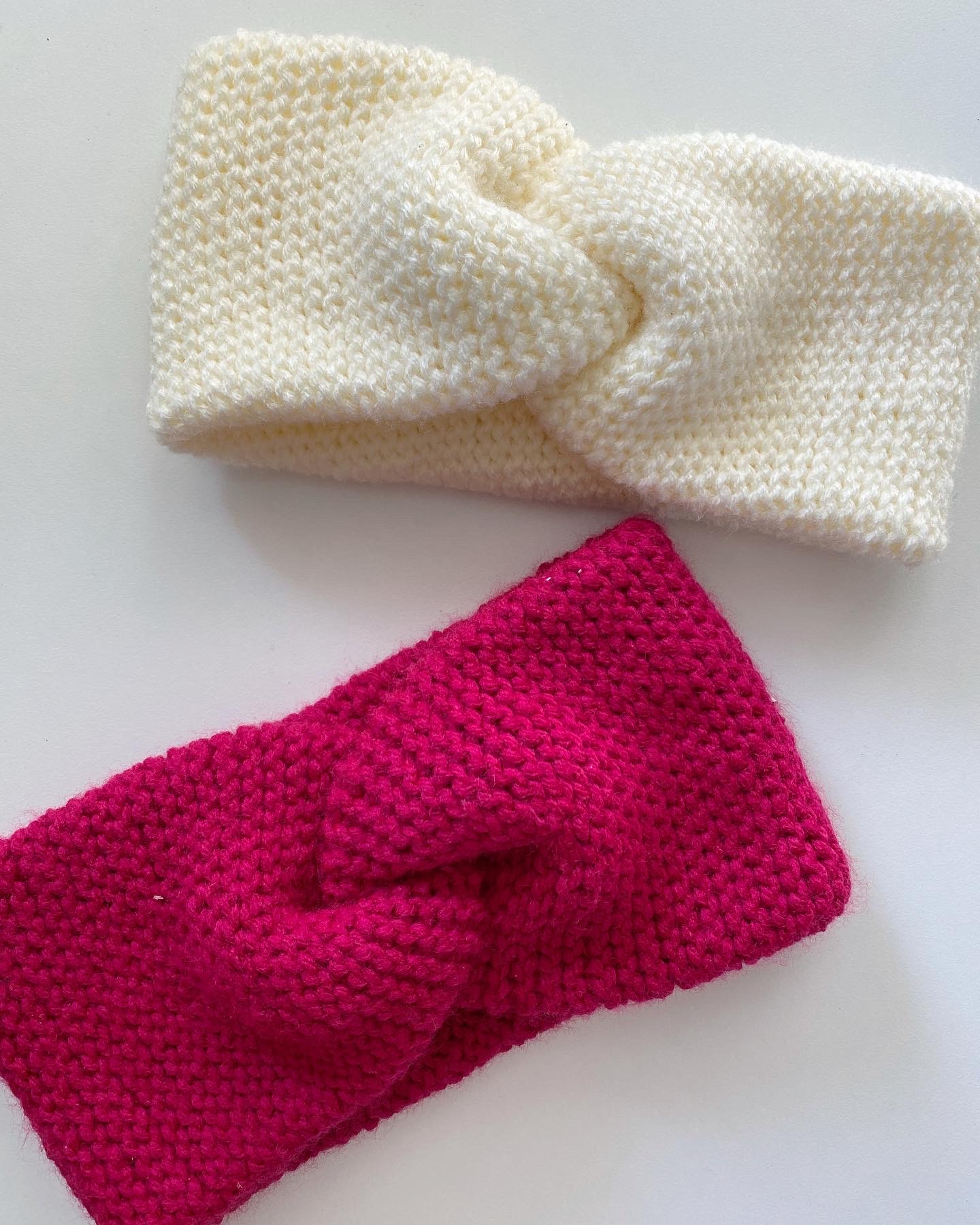 Beginner Crochet Slip Stitch Twist Headbands - Daisy Farm Crafts