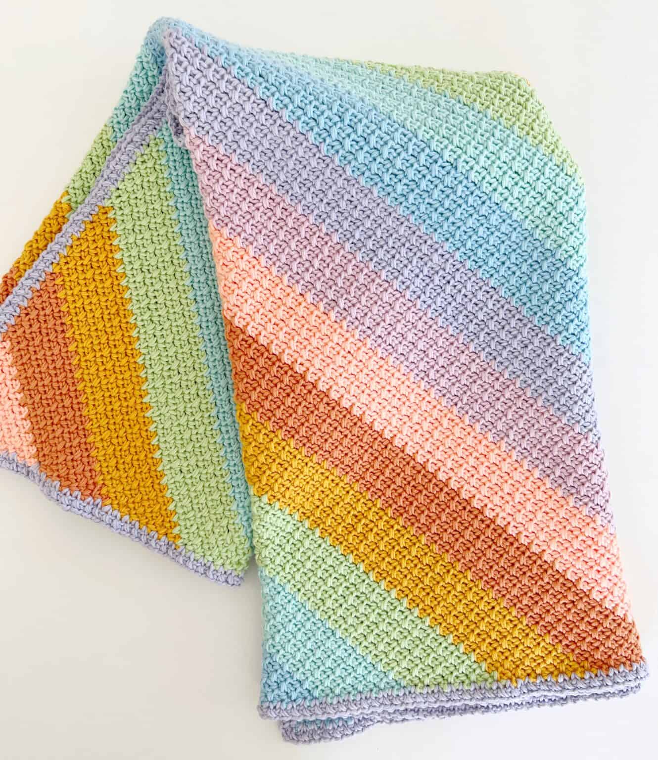 Crochet C2C Mesh Stitch Rectangle Blanket - Daisy Farm Crafts