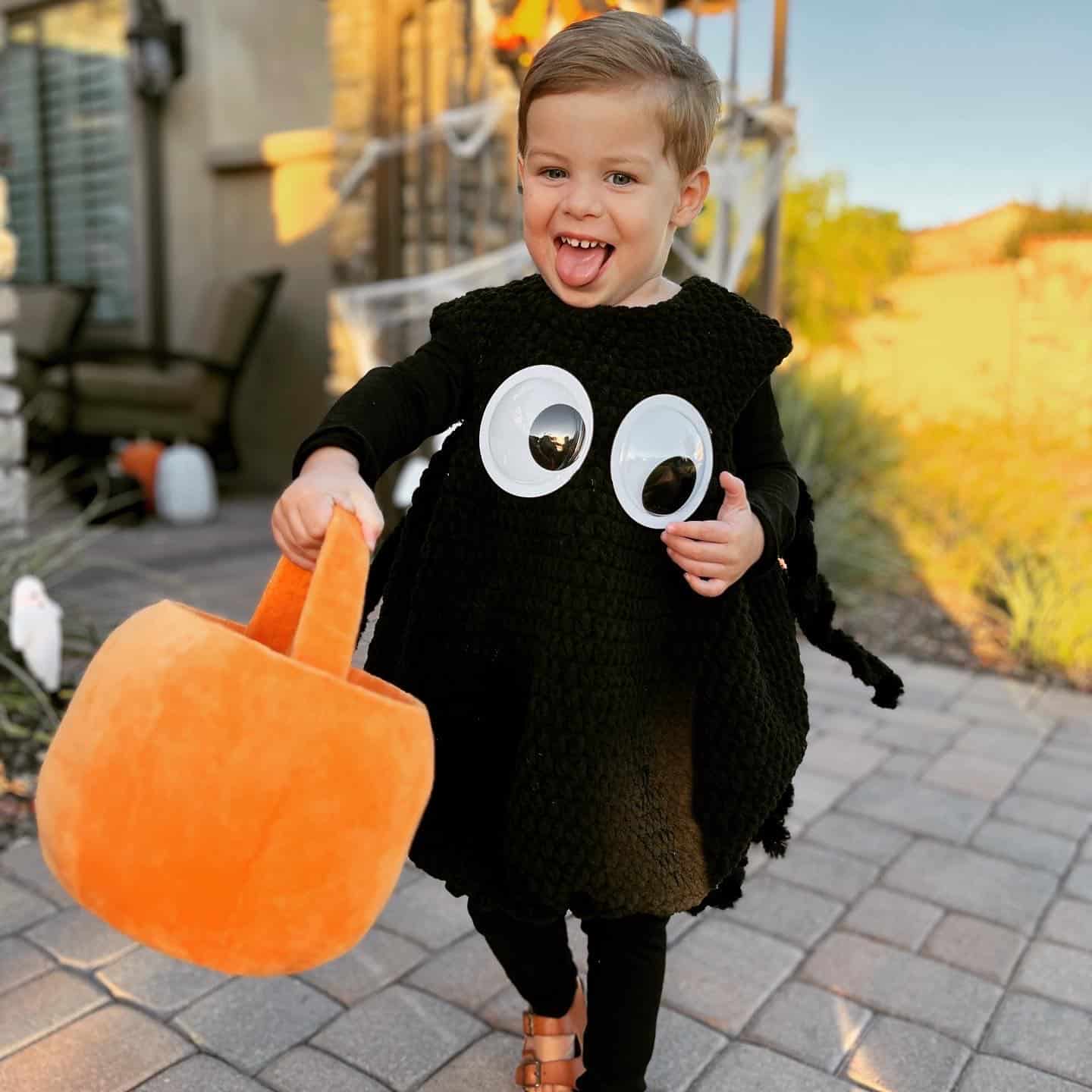 Crochet Jack-o-Lantern Halloween Costume - Daisy Farm Crafts