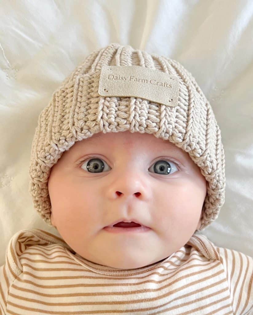 Crochet on sale baby hat