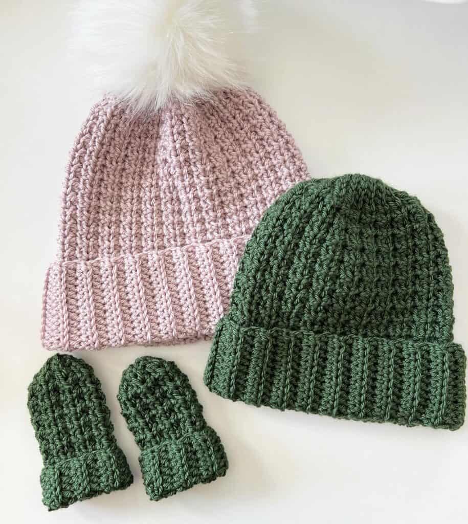 Two crochet hat with mittens 
