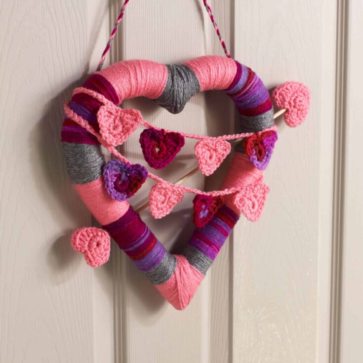 Image for Red Heart Valentine Heart Wreath