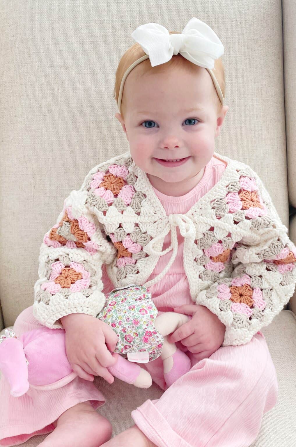 Crochet Field of Daisies Shrug - Daisy Farm Crafts