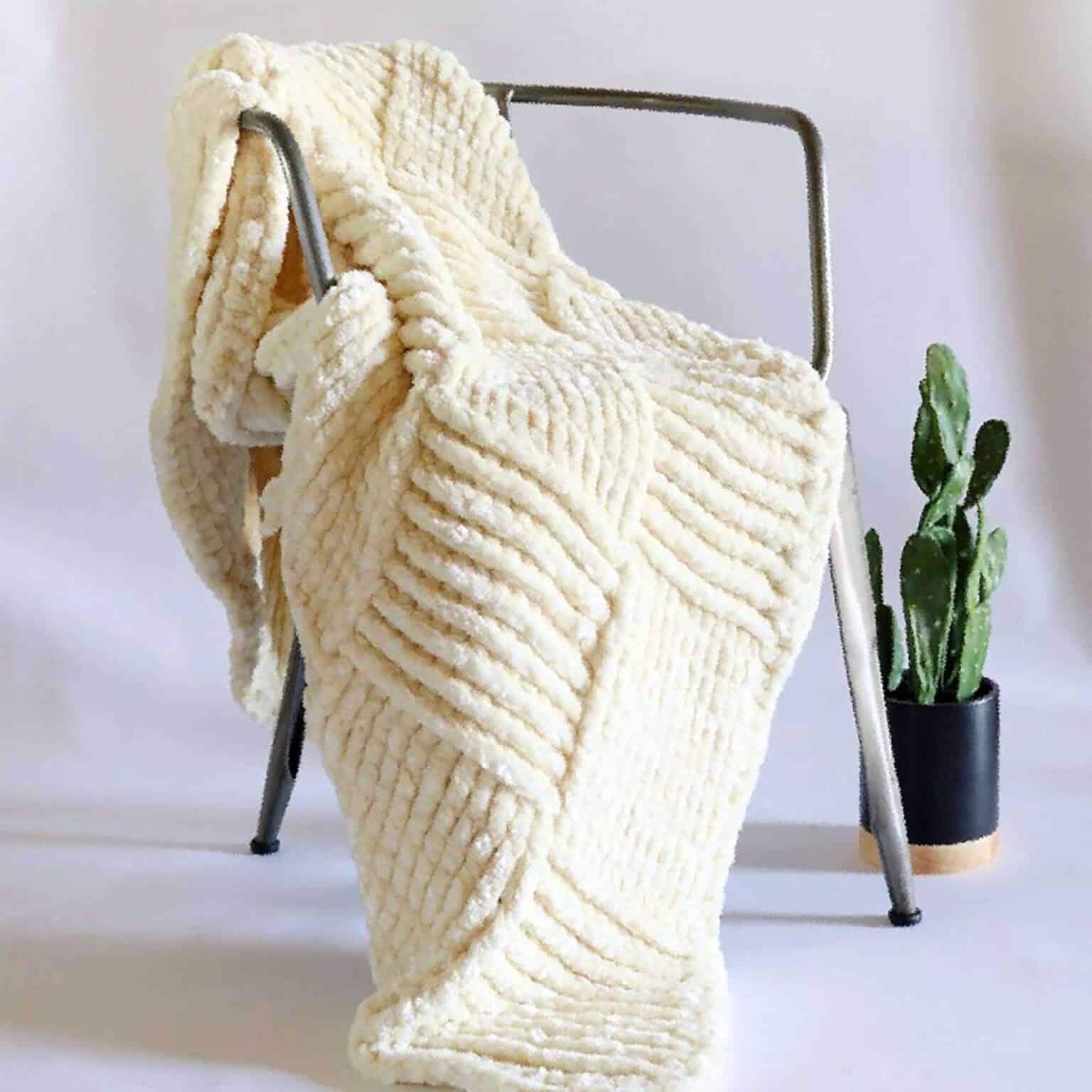 25 Free Crochet Patterns by Daisy Farm Crafts in Collaboration with Yarnspirations Daisy Farm