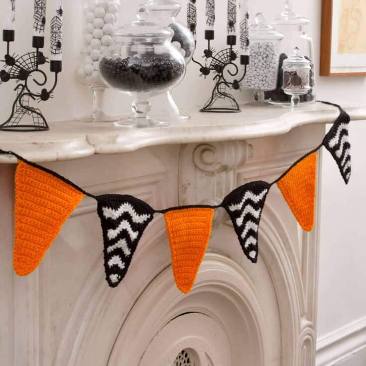 Image for Red Heart Halloween Decor Party Crochet Banner 